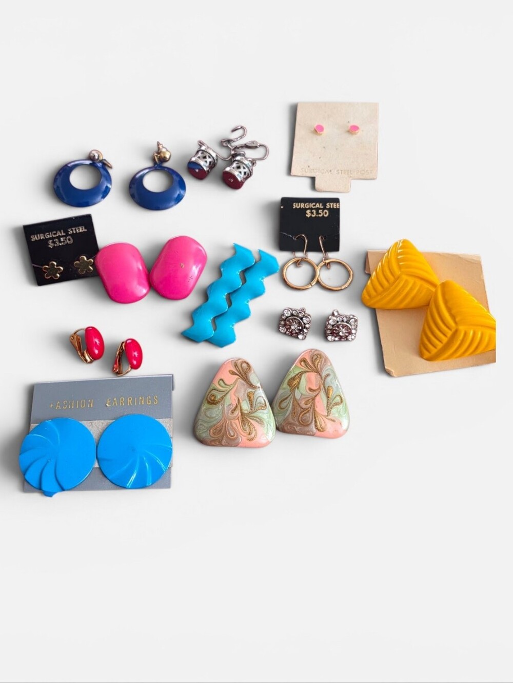 VINTAGE MOD EARRING LOT